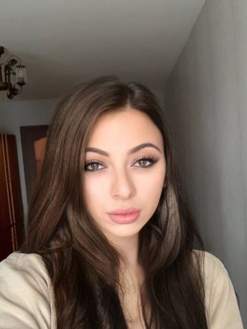 Ева